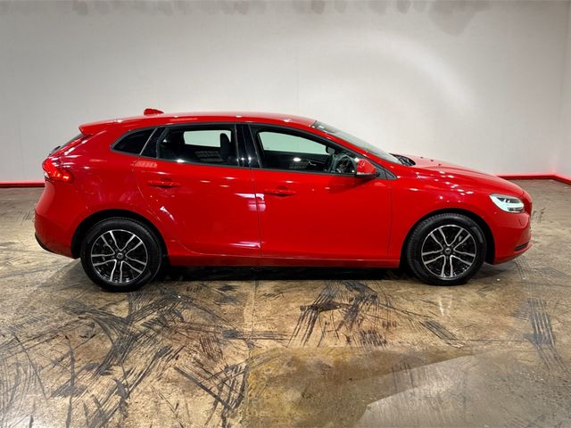 Image for 2019 Volvo V40 1.5 AUTOMATIC - FACTORY ALLOYS - CRUISE CONTROL - REAR CAMERA