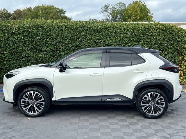 Image for 2022 Toyota Yaris Cross Z-SPEC 1.5 HYBRID AUTO // REVERSE CAMERA // DIGITAL CLIMATE CONTROL // ADAPTIVE CRUISE CONTROL