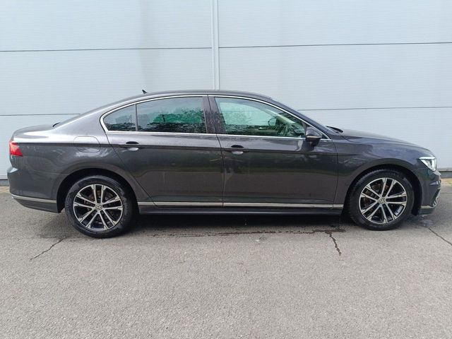 Image for 2019 Volkswagen Passat 2.0 TDI 150HP R Line
