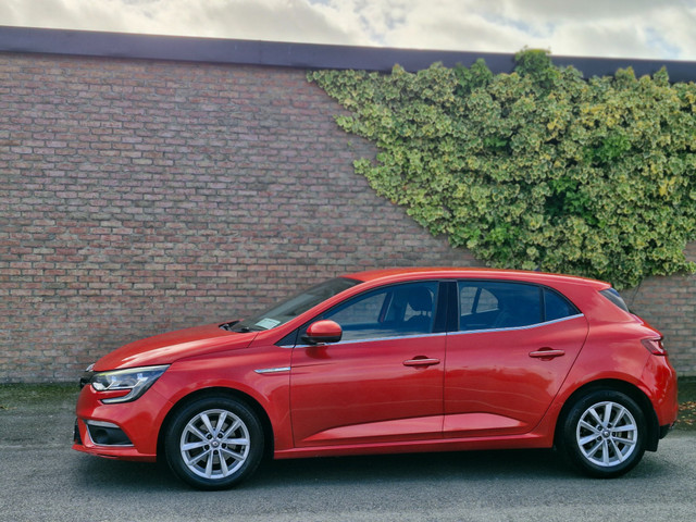 Image for 2017 Renault Megane DYNAMIQUE NAV FINANCE AVAILABLE