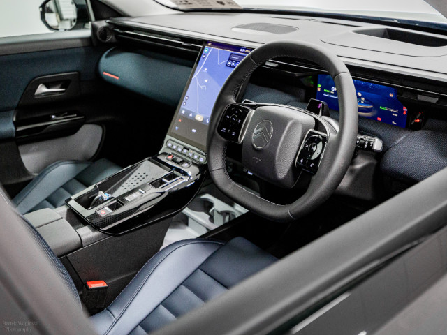 Image for 2026 Citroen C5 Aircross ë-Max 73kWh 210HP 520km