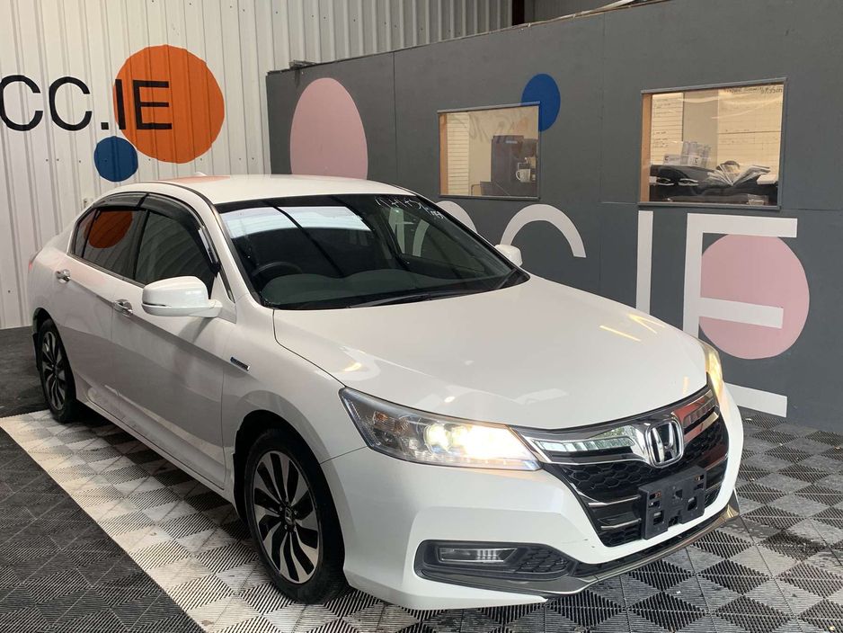 Image for 2015 Honda Accord Honda Accord Hybrid Automatic 2.0 / Reverse Camera / Cruise Control / Honda Accord Automatic 