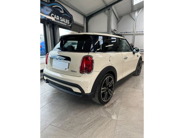 Image for 2021 Mini Cooper 