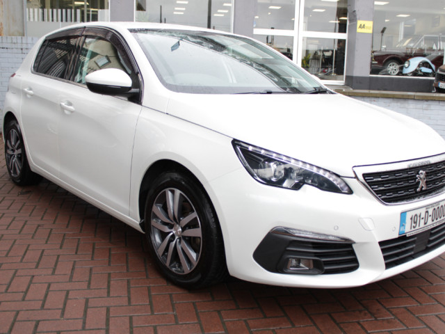 Image for 2019 Peugeot 308 1.5HDI ALLURE 5DR HATCHBACK AUTO // ONLY 96, 945KM, S // BUY WITH CONFIDENCE AA AND SIMI APPROVED DEALER 2026 // FINANCE ARRANGED // ALL TRADE INS WELCOME //