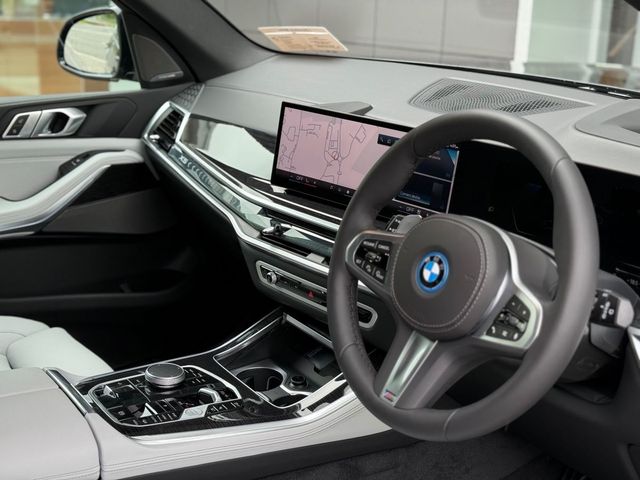 Image for 2026 BMW X5 xDrive50e M Sport Pro