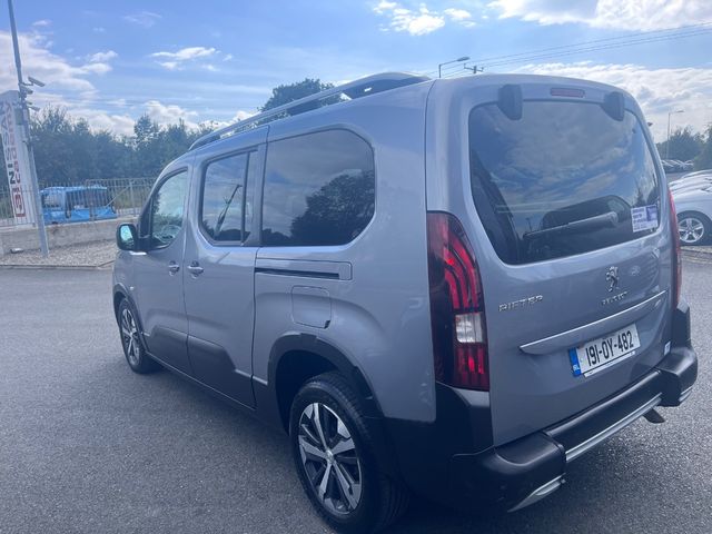 Image for 2019 Peugeot Rifter Wheelchair Accessible