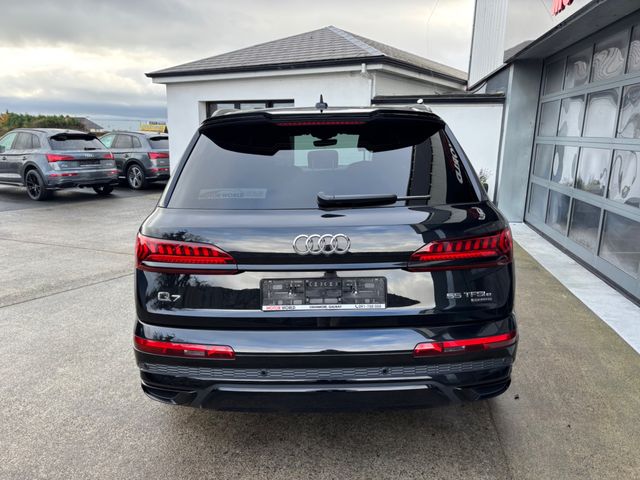 Image for 2023 Audi Q7 TFSI E QUATTRO S LINE BLACK EDITION