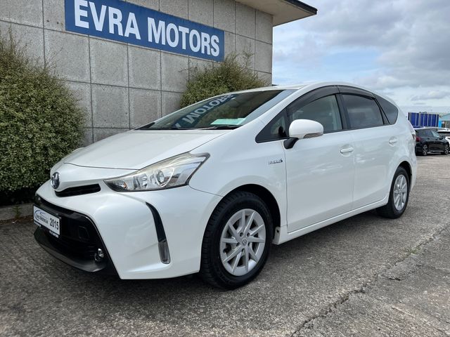 Image for 2015 Toyota Prius Alpha 7 SEATER HYBRID AUTOMATIC 1.8 PETROL //REVERSE CAMERA//KEYLESS ENTRY//