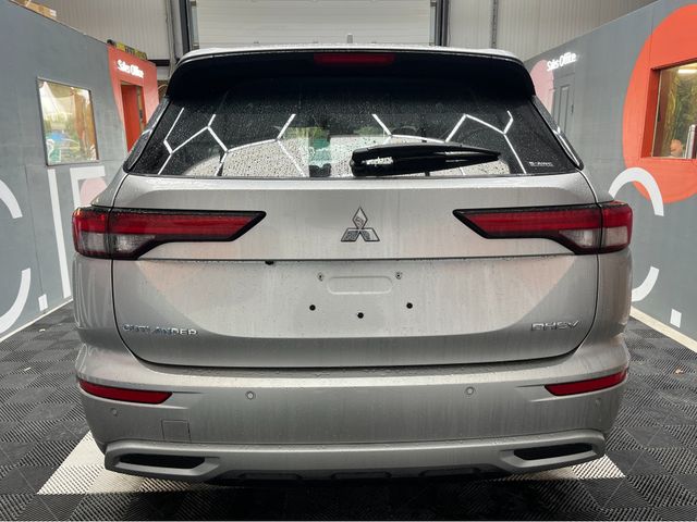 Image for 2023 Mitsubishi Outlander €41950 2023 MITSUBISHI OUTLANDER 7 SEATER PHEV 4WD 2.4 / CRUISE CONTROL / 360° CAMERA / ELECTRIC MEMORY & HEATED SEATS / PADDLE SHIFTERS / HEATED STEERING WHEEL / 7 SEATS OPTION / HEATED REAR SEATS