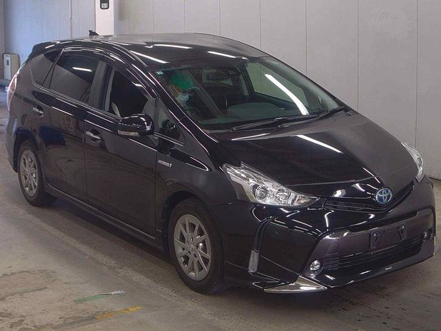Image for 2018 Toyota Prius Alpha 7 SEATER AUTOMATIC HYBRID 1.8 PETROL //LOW MILES//KEYLESS ENTRY//REVERSE CAMERA//ADAPTIVE CRUISE CONTROL//