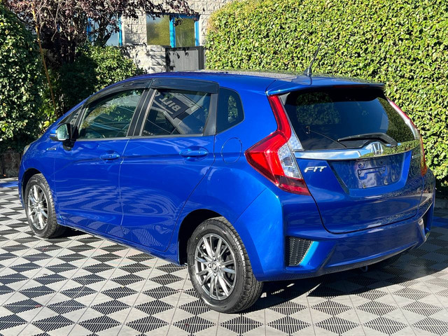 Image for 2017 Honda Fit L-PACKAGE 1.5 HYBRID AUTO // CRUISE CONTROL // HALF LEATHER SEATS // 15" ALLOYS
