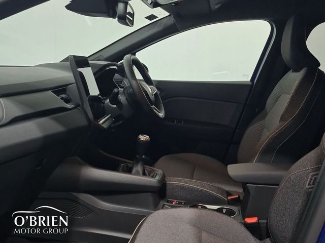 Image for 2025 Renault Captur TCe 90 Techno