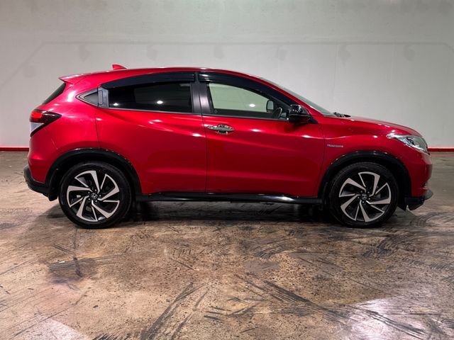 Image for 2017 Honda Vezel 1.5 AUTOMATIC - RS EDITION - BLACK HALF LEATHER - FACTORY ALLOYS - PADDLE SHIFT - CRUISE CONTROL - HEATED SEAT - REAR CAMERA