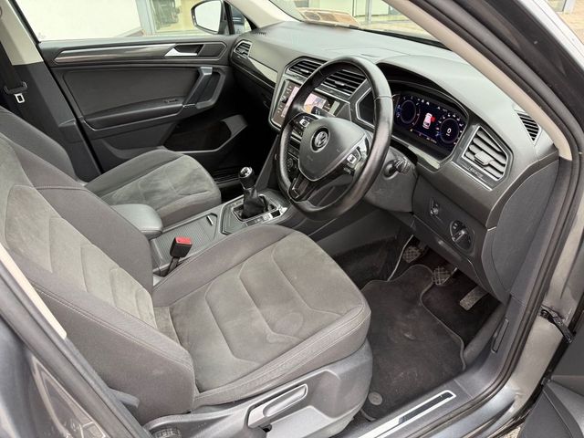 Image for 2020 Volkswagen Tiguan Allspace 2.0 TDI 150HP R-Line