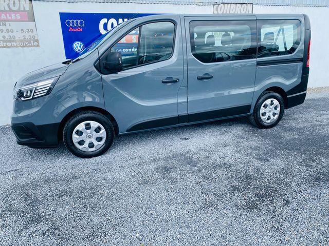 Image for 2023 Renault Trafic 
