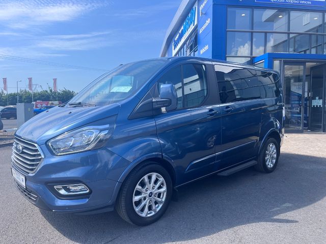 Image for 2019 Ford Tourneo Custom Lowered Floor Wheelchair Access