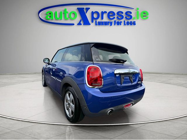 Image for 2018 Mini Cooper D 1.5 Automatic, Reversing camera