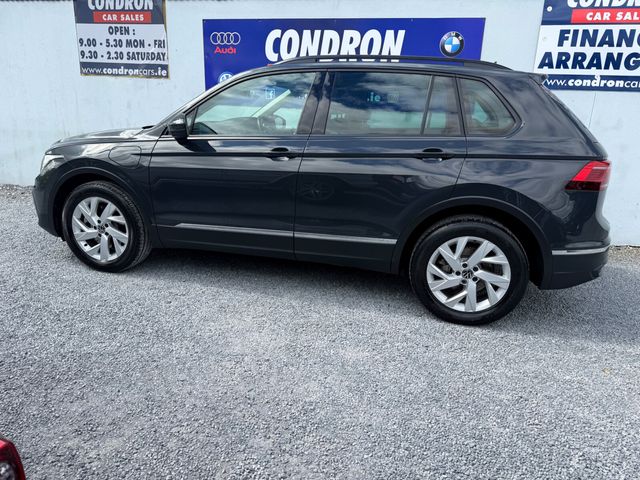 Image for 2024 Volkswagen Tiguan 