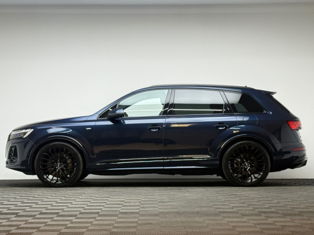 Image for 2025 Audi Q7 S LINE 55 TFSI E QUATTRO