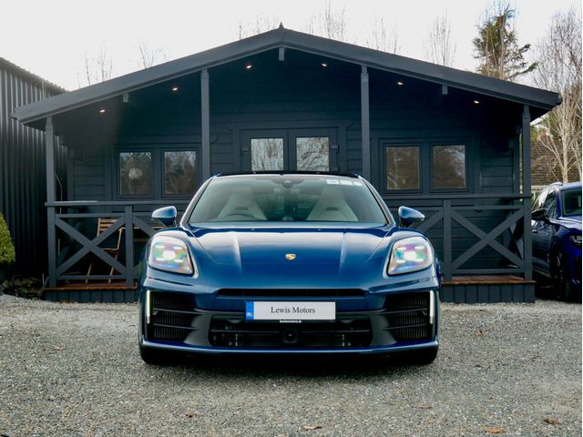 Image for 2025 Porsche Panamera 4 PDK 