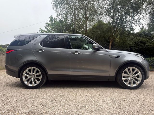 Image for 2021 Land Rover Discovery 3.0 SD6 SE 7 SEAT *New Model with Family Pack…F. Land Rover. s. H*