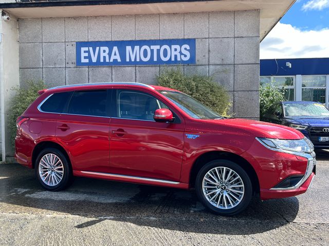 Image for 2019 Mitsubishi Outlander JURO 4WD AUTOMATIC PLUG IN HYBRID 2.4 PETROL //HALF LEATHER HEATED SEATS//REVERSE CAMERA//KEYLESS ENTRY// 