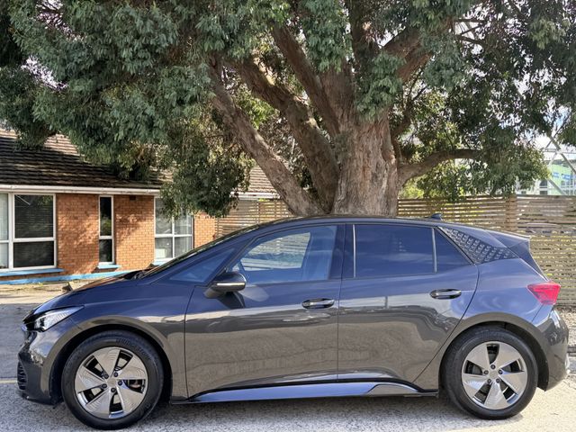 Image for 2023 Cupra Born 150 KW 58/ 58KWH. REAR CAM. PARK SENSORS. HEATED SEATS
