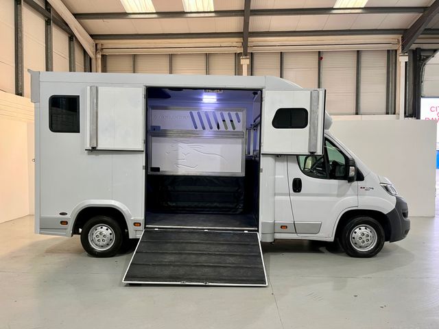 Image for 2019 Fiat Ducato 35 Maxi Multijet 11 4DR