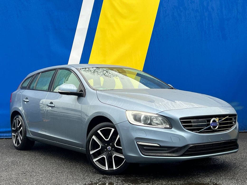 Image for 2017 Volvo V60 D4 2.0D // SERVICE HISTORY // LEATHER POWERED HEATED SEATS // DIGITAL CLUSTER