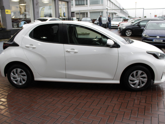 Image for 2020 Toyota Yaris 1.0 X-EDITION 5DR HATCHBACK AUTOMATIC// ONLY 61, 000 KMS // PANORAMIC SUNROOF // BUY WITH CONFIDENCE AA AND SIMI APPROVED DEALER 2026 // FINANCE ARRANGED // ALL TRADE INS WELCOME //