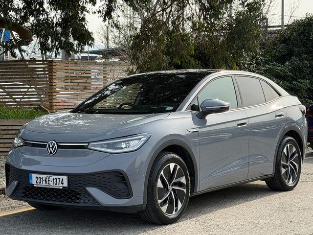 Image for 2023 Volkswagen ID.5 PRO 77KWH. KEYLESS ENTRY. GREY LEATHER