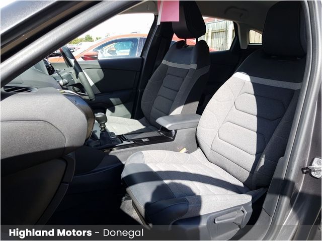 Image for 2022 Citroen C4 FEEL BlueHDi 110 S&S