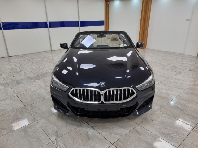 Image for 2020 BMW 8 Series CABRIOLET// BLACK WITH IVORY 