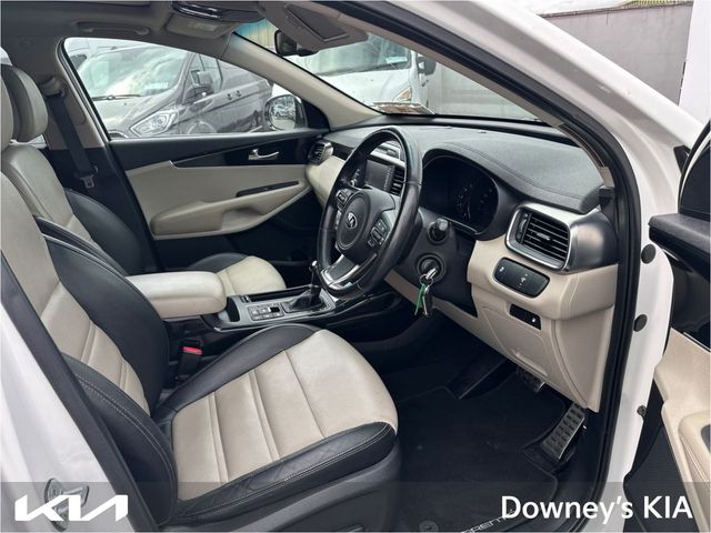 Image for 2017 Kia Sorento Platinum 2.2 DSL 7-SEATER AUTOMATIC