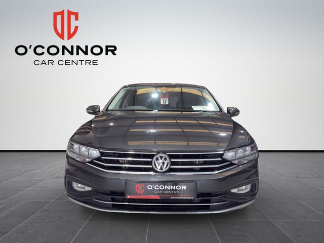 Image for 2019 Volkswagen Passat "Manual drive, timeless looks — this Passat never goes out of style"