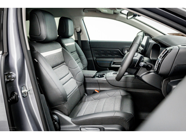 Image for 2025 Citroen C5 Aircross Plus Pack 1.5 Diesel 130HP