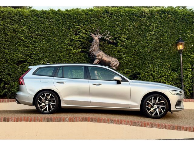 Image for 2020 Volvo V60 T5 MOM 5DR Auto