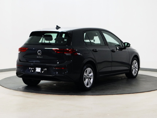 Image for 2023 Volkswagen Golf *98* LIFE TSI