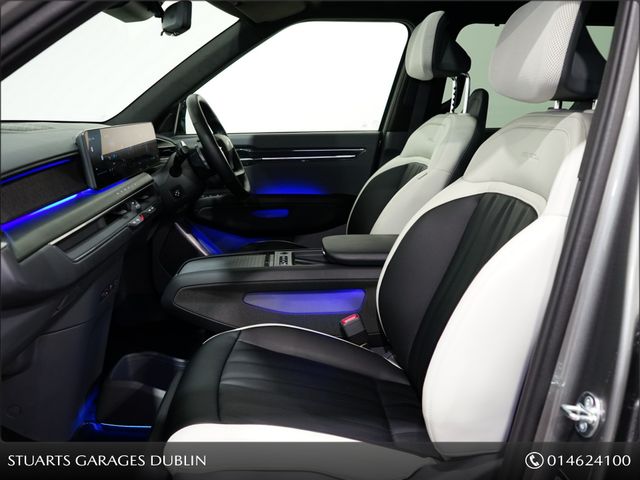 Image for 2024 Kia EV9 GT LINE 6 SEAT. AWD, **FINANCE FROM 3.9%**SUNROOF, 360 CAMERA, ELEC MEMORY SEATS, KEYLESS ENTRY, 3.9% FINANCE, HEATED FRONT AND REAR SEATS. 