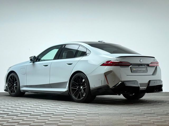 Image for 2026 BMW M5 M5 4.4 PHEV 727HP