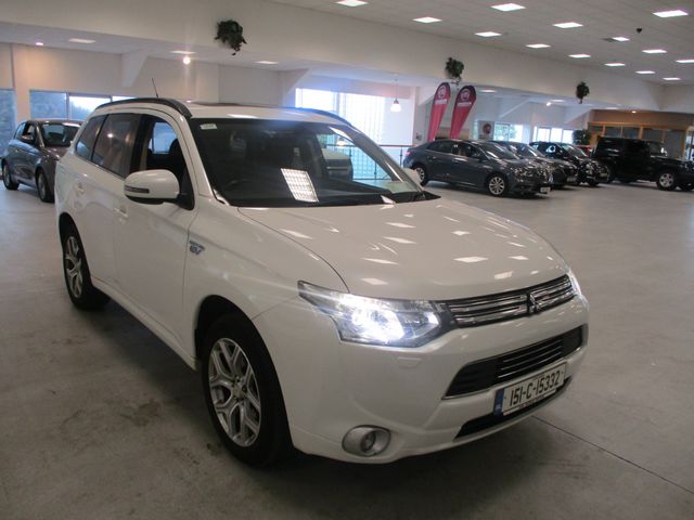 Image for 2015 Mitsubishi Outlander 2.0 GX4H Phev 160BHP 5DR Auto
