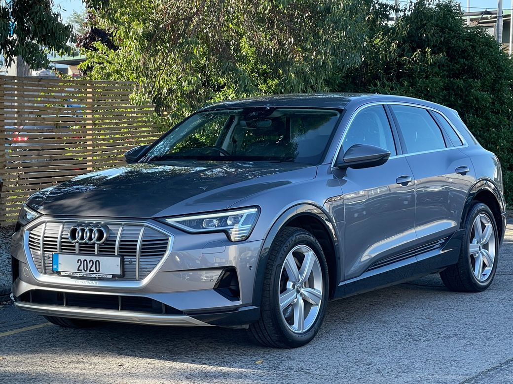 Image for 2020 Audi e-tron QUATTRO TECHNIK