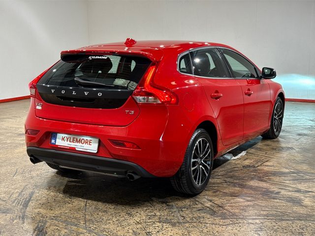 Image for 2019 Volvo V40 TACK EDITION - 1.5 AUTOMATIC - FACTORY ALLOYS - CRUISE CONTROL - REAR CAMERA