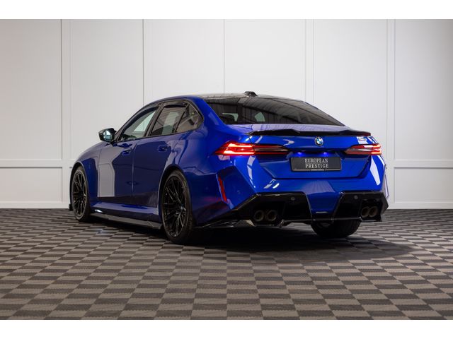 Image for 2025 BMW M5 (G90) *Pan Roof