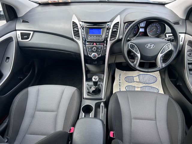 Image for 2016 Hyundai i30 2016 HYUNDAI I30 1.4 PETROL DELUXE