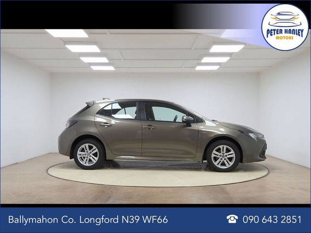 Image for 2021 Toyota Corolla 1.8 Hybrid Luna Hatchback