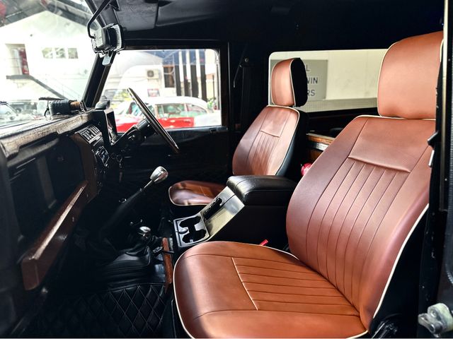 Image for 2003 Land Rover Defender 90 HARD TOP 2.5
