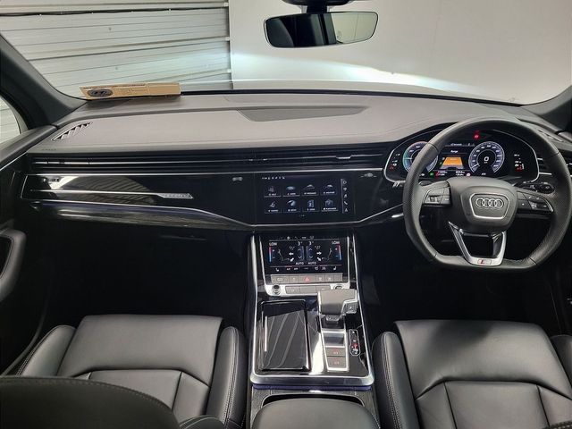 Image for 2023 Audi Q7 3.0TFSI BLK ED 55 Finance from €202 per week
