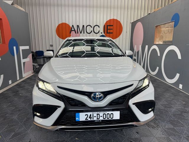 Image for 2024 Toyota Camry 2024 TOYOTA CAMRY 4d 2.5 AUTOMATIC / CRUISE CONTROL / REVERSE CAMERA / ELECTRIC SEATS AND MORE