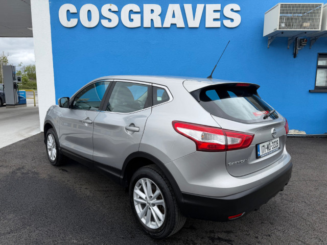 Image for 2017 Nissan Qashqai 1.5 DCI Acenta 110PS 5DR * REVERSING CAMERA / BLUETOOTH * 